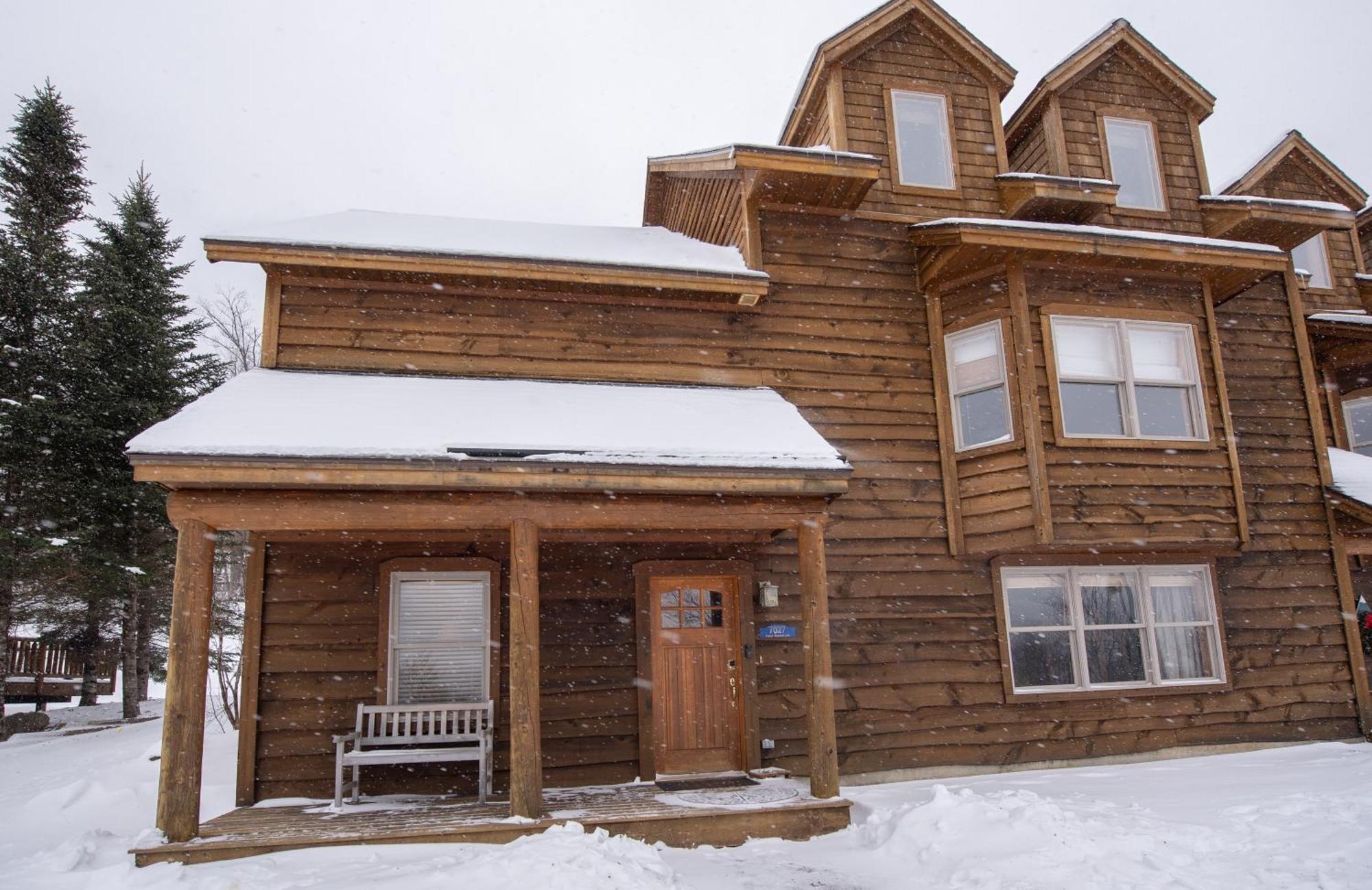 Sugarloaf Inn Carrabassett Valley Exterior foto